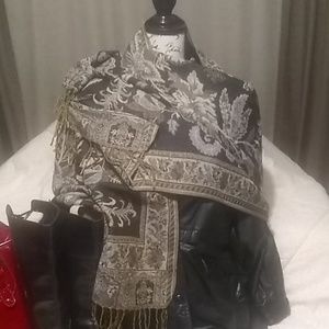 Shawl/Scarf
